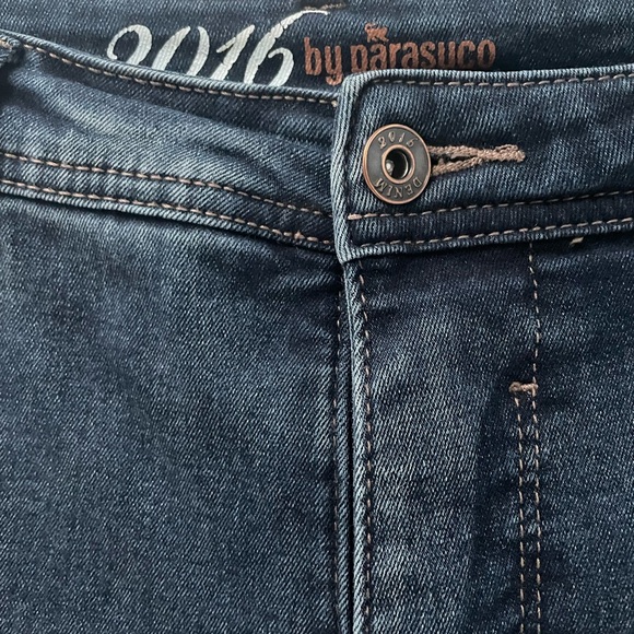 34”x 31” Parasuco Women’s Slim Straight Jeans in Dark Indigo - Picture 2 of 6